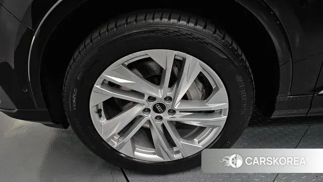 Audi Q7 (4M) id 3776943 из Кореи 15