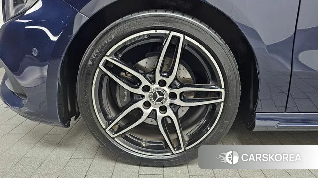 Mercedes-Benz A-Class W176 id 4020638 из Кореи 15