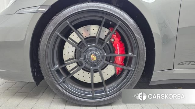 Porsche 911(992) id 3914619 из Кореи 15