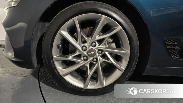 Genesis The New G70 id 3924032 из Кореи 15