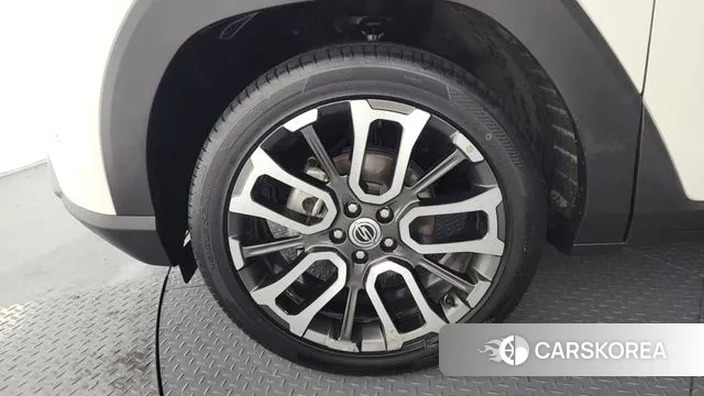 Ssangyong Torres id 3745919 из Кореи 15