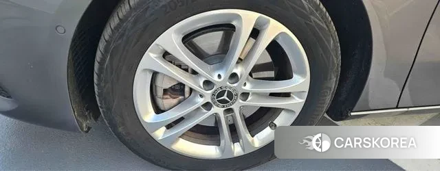 Mercedes-Benz A-Class W177 2025 Серый из Кореи, фото 5