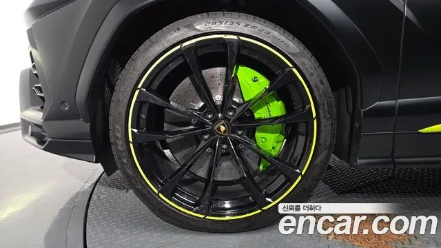 Lamborghini Urus id 2862974 из Кореи 15