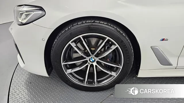 BMW 5 Series (G30) id 3058549 из Кореи 15