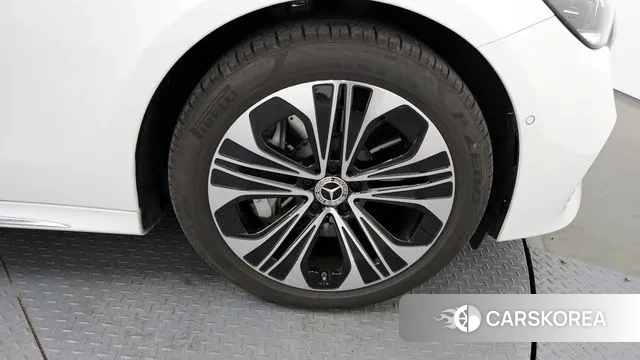 Mercedes-Benz E-Class W214 id 3554697 из Кореи 15