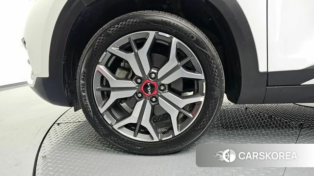 Kia Seltos id 3842740 из Кореи 15