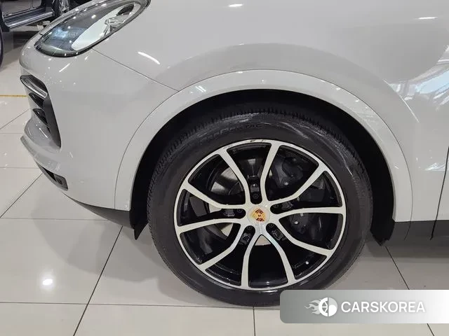 Porsche Cayenne (PO536) id 3058335 из Кореи 13