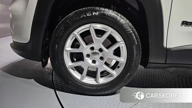 Jeep Renegade id 3924133 из Кореи 15