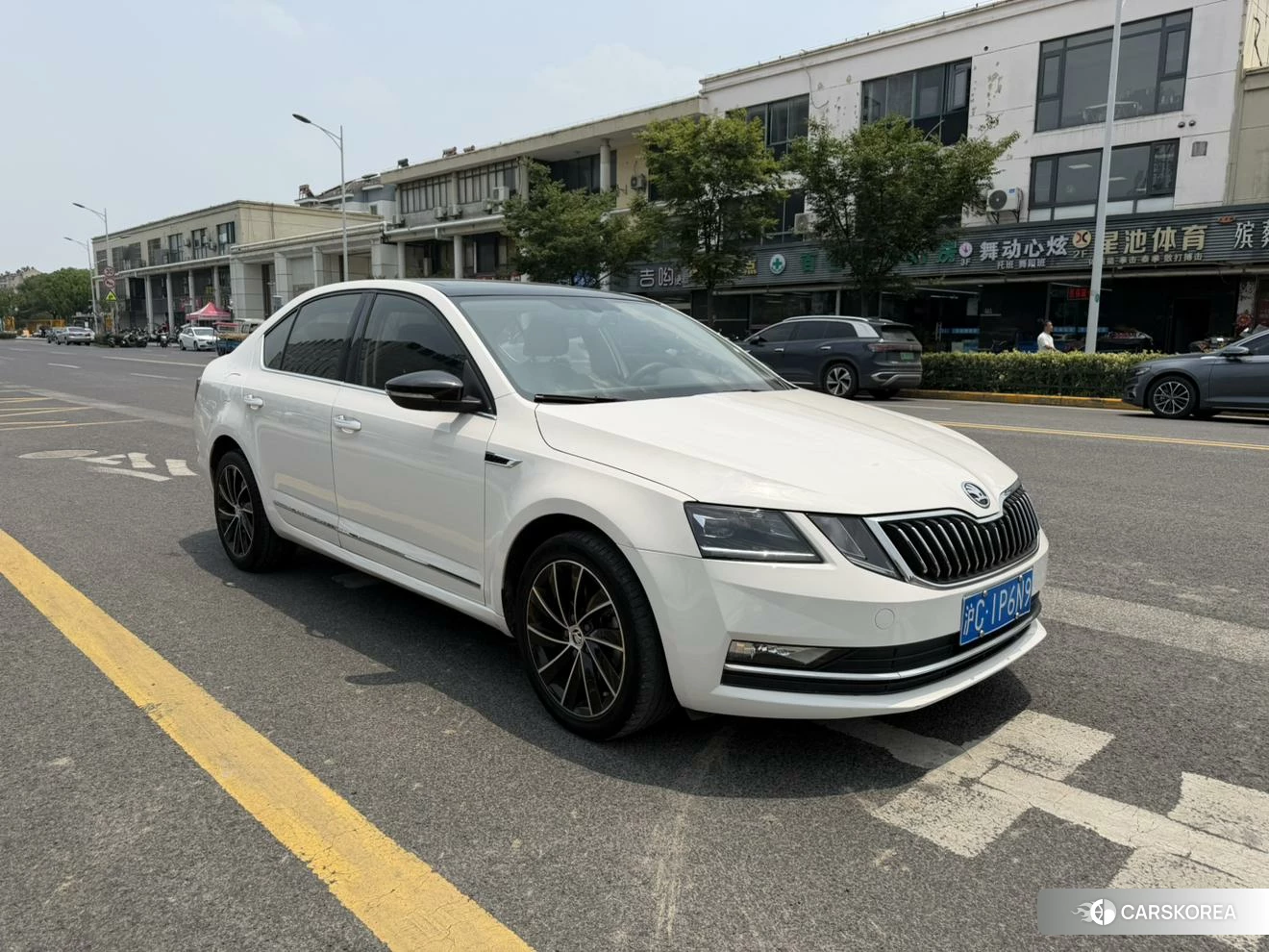 Skoda Octavia 2020 Белый из Китая, фото 5