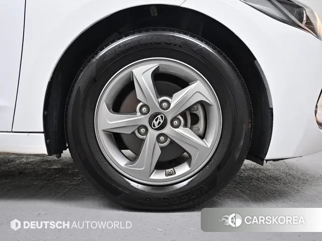 Hyundai Avante AD id 3339518 из Кореи 15