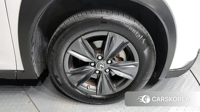 Lexus UX250h id 3139581 из Кореи 15