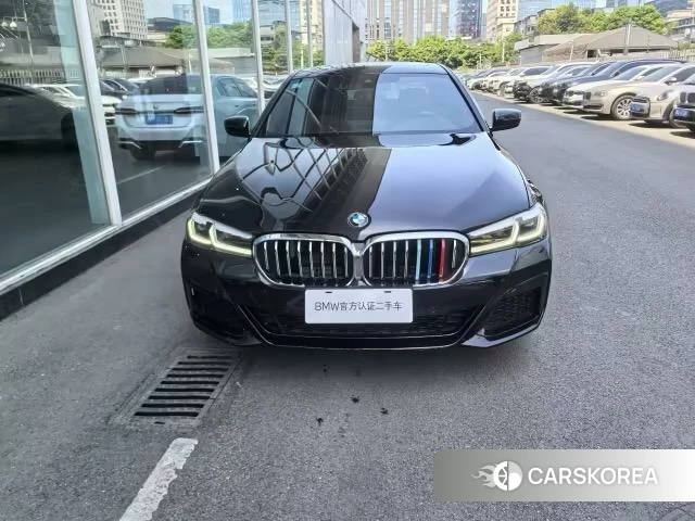 BMW 5 series (imported) 2023 Черный из Китая, фото 5