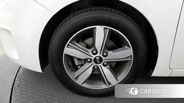 Kia The New K3 id 4295228 из Кореи 25