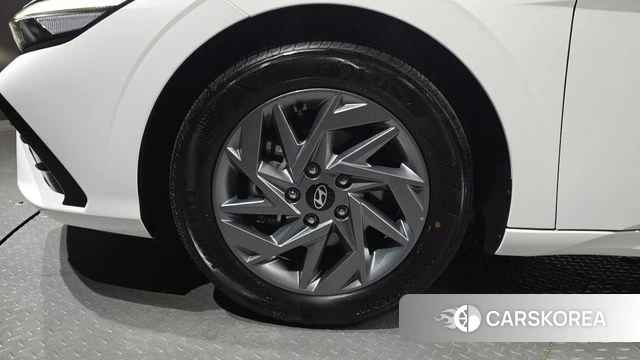 Hyundai The New Avante (CN7) id 4413976 из Кореи 25