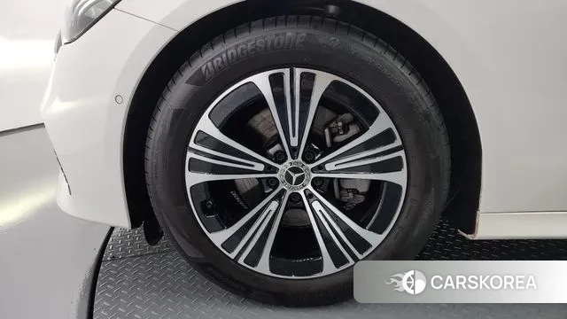 Mercedes-Benz E-Class W214 id 3236630 из Кореи 15