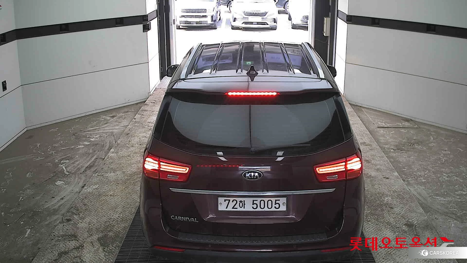 Kia Carnival id 3869416 из Кореи 33