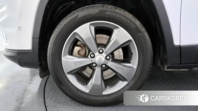 Jeep Cherokee (KL) id 3607304 из Кореи 15