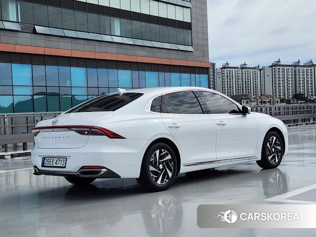 Hyundai The New Grandeur IG Hybrid id 4486686 из Кореи 15