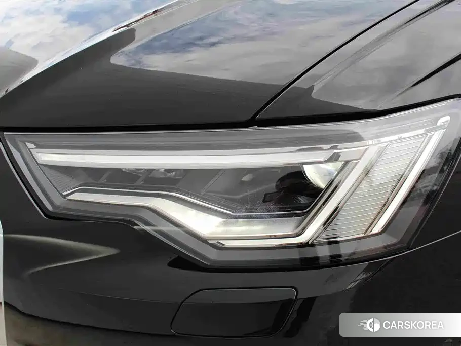Audi A6L id 4669395 из Китая 11