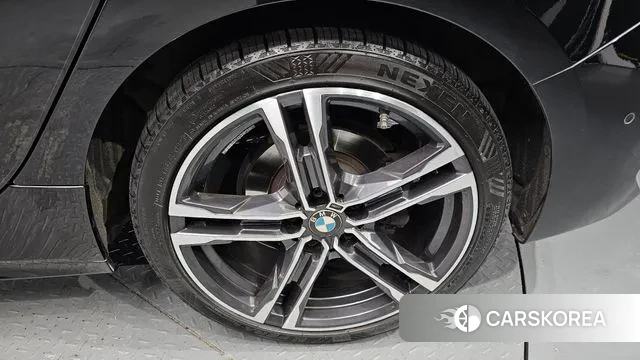 BMW 1 Series (F40) id 3772002 из Кореи 15