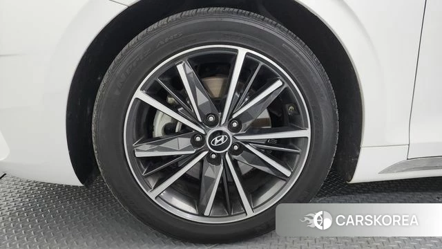 Hyundai The New Grandeur IG id 4293146 из Кореи 25
