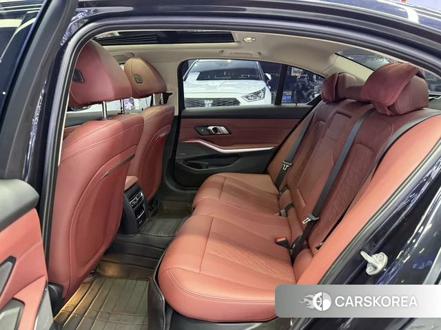 BMW 3 series id 3890763 из Китая 14
