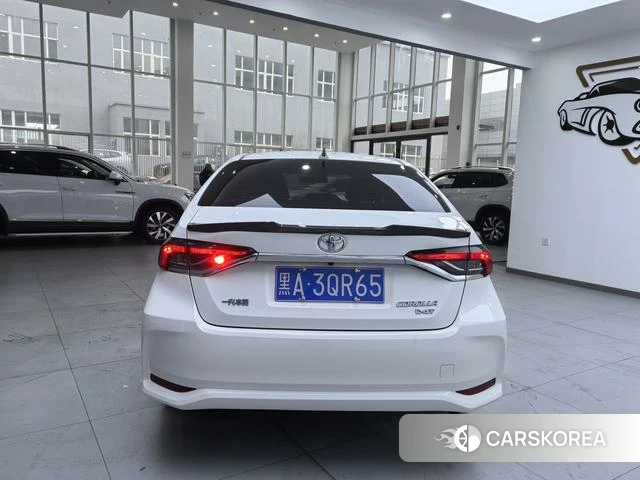 Toyota Corolla 2022 Белый из Китая, фото 6