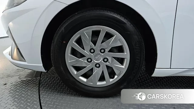 Hyundai Avante (CN7) id 3438437 из Кореи 15