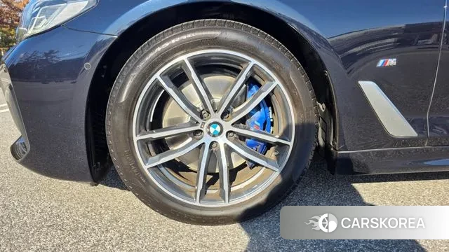 BMW 5 Series (G30) id 3670384 из Кореи 15