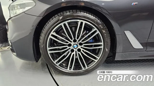 BMW 5 Series (G30) id 2813135 из Кореи 15