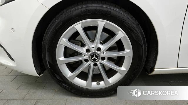 Mercedes-Benz A-Class W177 id 3852856 из Кореи 15