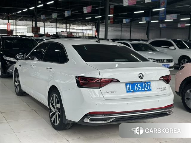 Volkswagen Sagitar id 4271569 из Китая 8