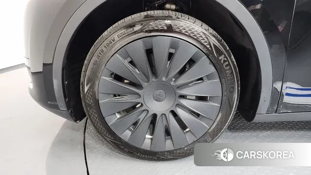 Tesla Model Y id 3333256 из Кореи 15