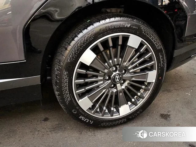 Hyundai Santa Fe (MX5) id 3590541 из Кореи 15