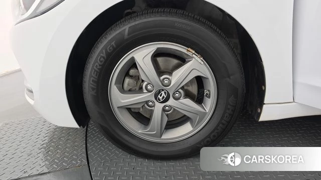 Hyundai Avante AD id 4900961 из Кореи 15