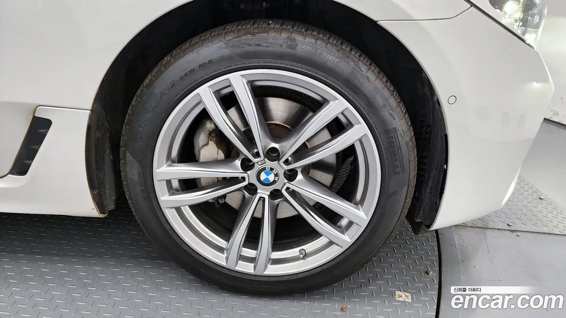 BMW 6 Series GT (G32) id 1472879 из Кореи 15