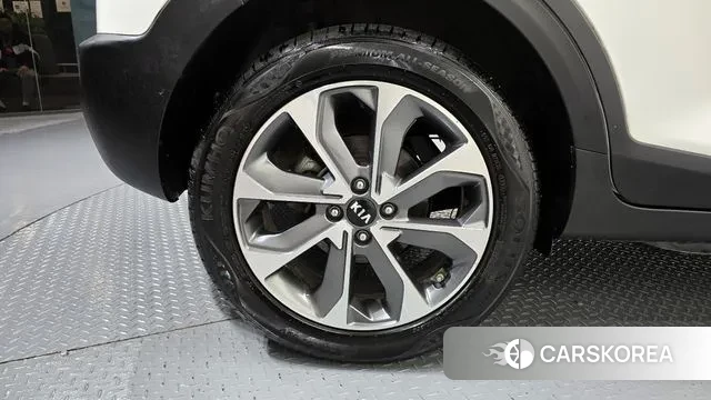 Kia Stonic id 3541586 из Кореи 15