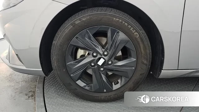 Hyundai Avante Hybrid (CN7) id 3771330 из Кореи 15