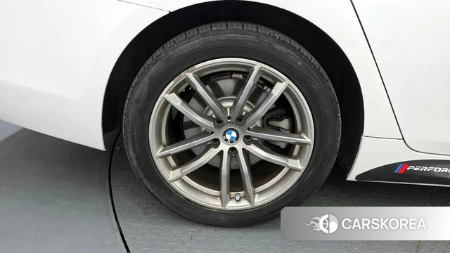 BMW 5 Series (G30) id 4197190 из Кореи 29