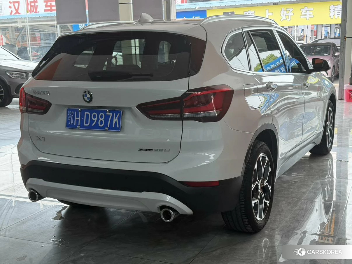 BMW X1 id 4467830 из Китая 9