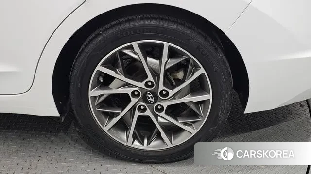 Hyundai The New Avante AD id 3692162 из Кореи 15