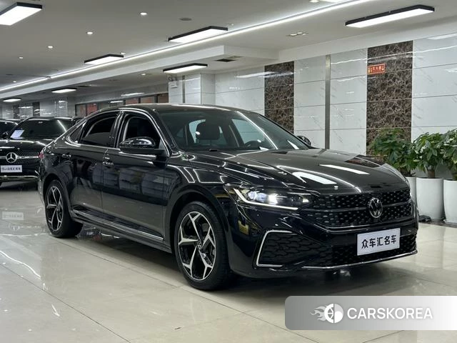 Volkswagen Passat id 4255917 из Китая 14