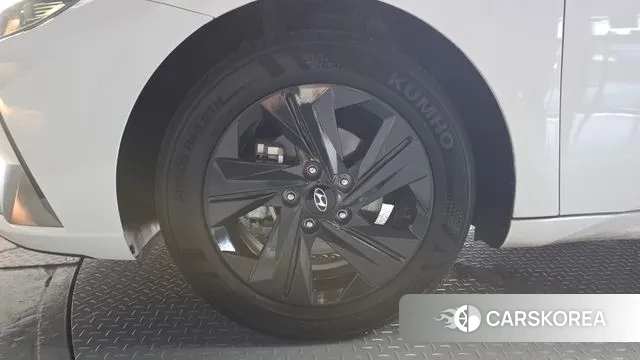 Hyundai Avante Hybrid (CN7) id 3088375 из Кореи 15