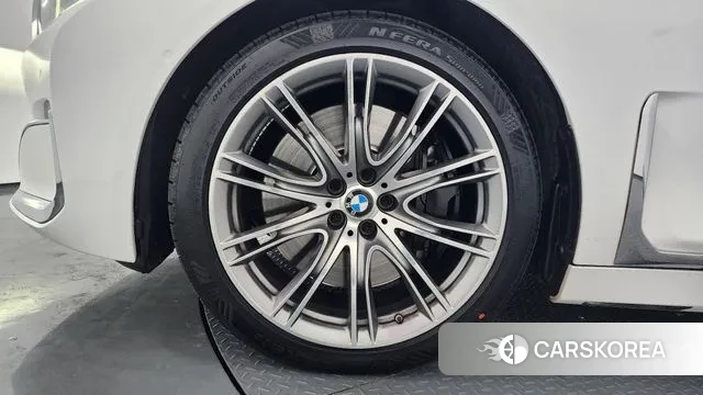 BMW 7 Series (G11) id 3713409 из Кореи 15