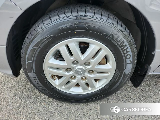 Hyundai The New Grand Starex id 4632675 из Кореи 9