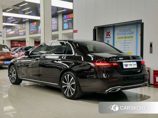 Mercedes-Benz E-class PHEV 2023 Коричневый из Китая, фото 6