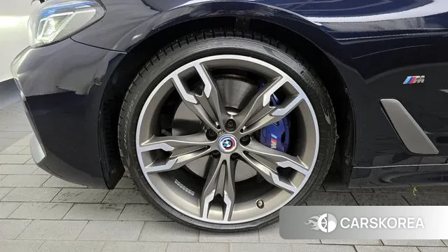 BMW 5 Series (G30) id 3405805 из Кореи 15