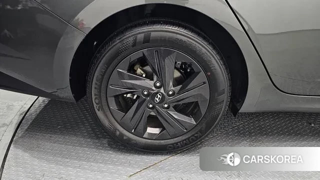 Hyundai Avante (CN7) id 3676369 из Кореи 15