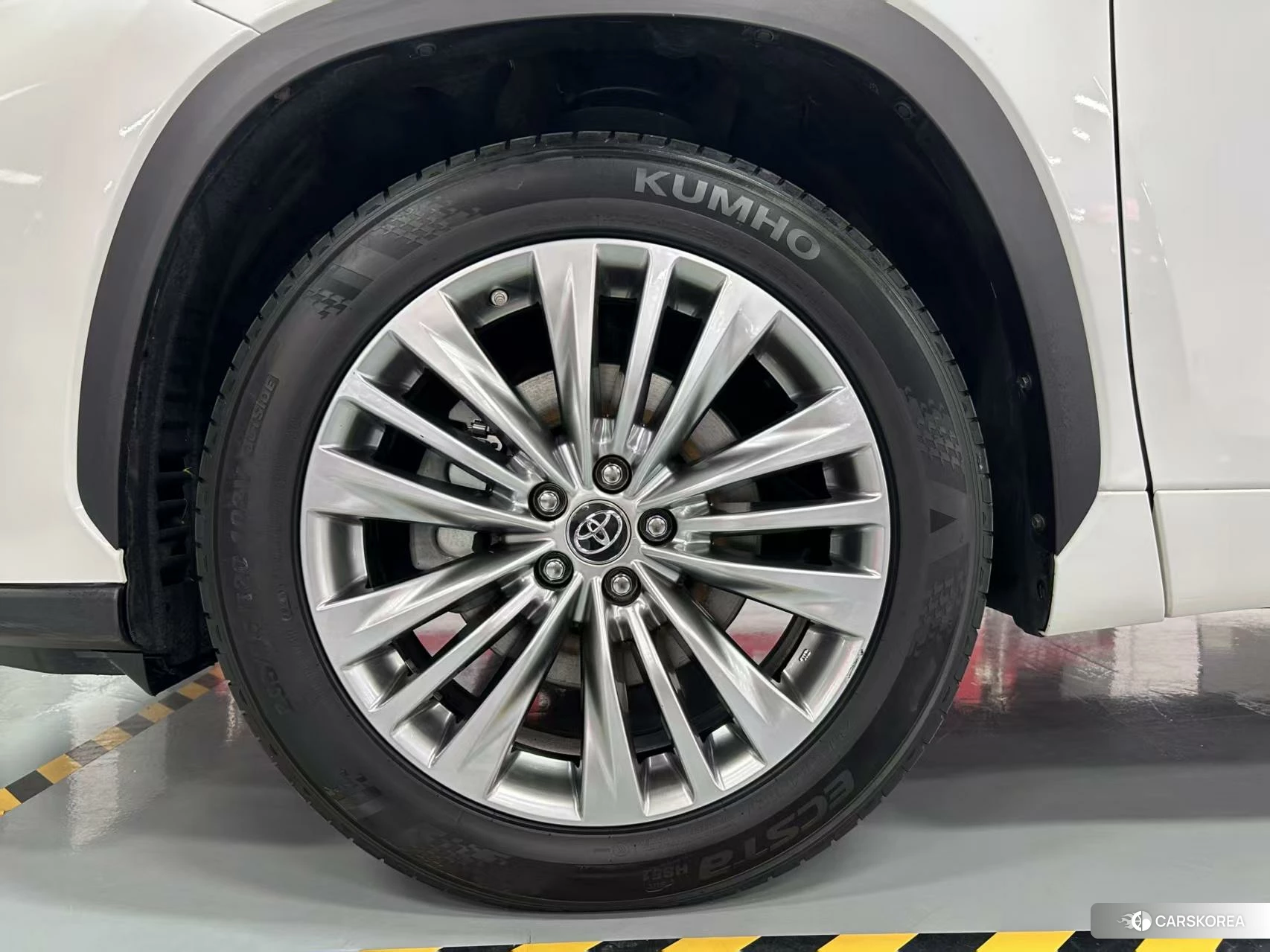 Toyota Highlander id 4426704 из Китая 17