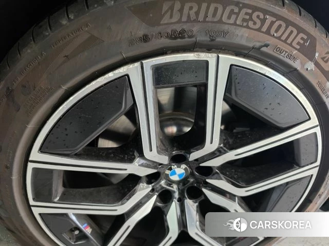 BMW 7 Series (G70) 2025 Черный из Кореи, фото 5